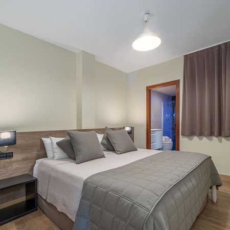 Hotel Montmar Roses Ngoại thất bức ảnh